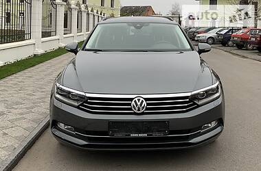 Універсал Volkswagen Passat 2016 в Вінниці