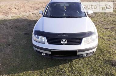 Універсал Volkswagen Passat 1999 в 