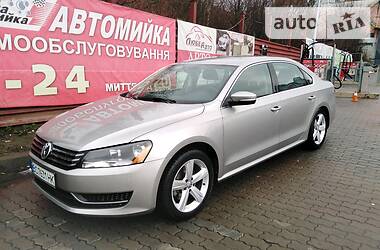 Седан Volkswagen Passat 2014 в Львові