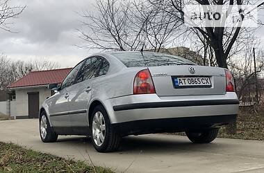 Седан Volkswagen Passat 2001 в Калуші