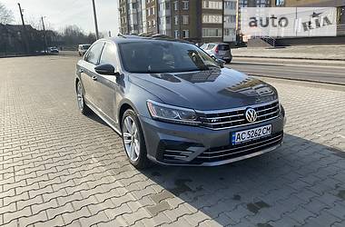 Седан Volkswagen Passat 2017 в Луцьку
