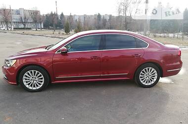 Седан Volkswagen Passat 2017 в Житомирі