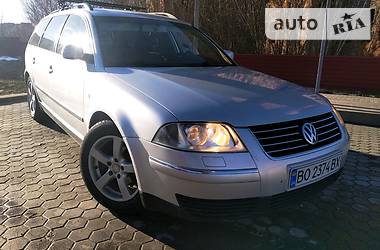 Универсал Volkswagen Passat 2003 в Кременце