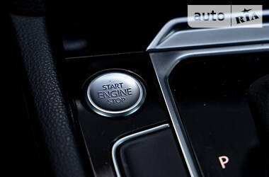 Універсал Volkswagen Passat 2015 в 