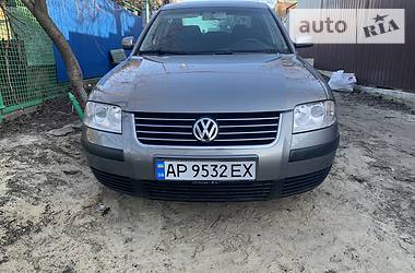 Седан Volkswagen Passat 2003 в Запорожье