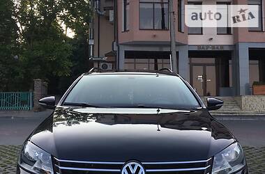 Универсал Volkswagen Passat 2011 в Тернополе