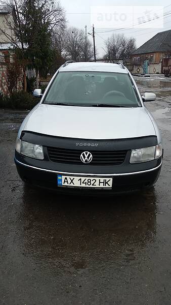 Универсал Volkswagen Passat 1997 в Харькове