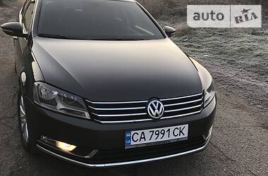 Універсал Volkswagen Passat 2012 в 