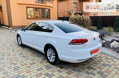 Седан Volkswagen Passat 2016 в 