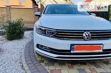 Седан Volkswagen Passat 2016 в 