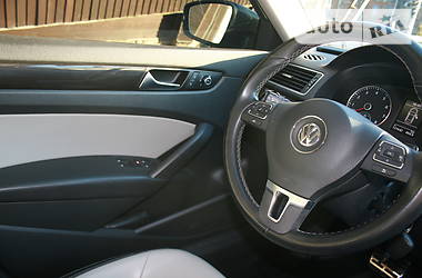 Седан Volkswagen Passat 2015 в 