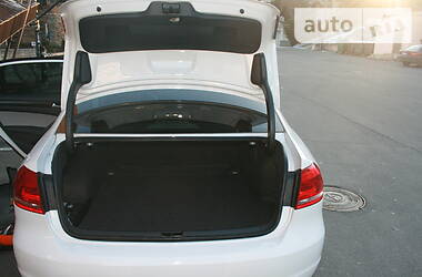 Седан Volkswagen Passat 2015 в 