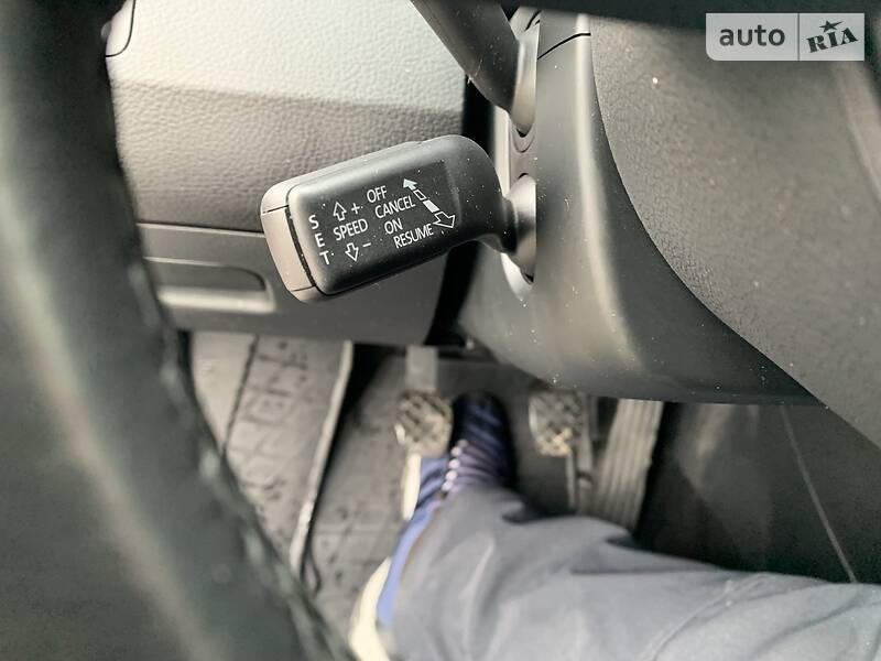 Універсал Volkswagen Passat 2014 в Кропивницькому