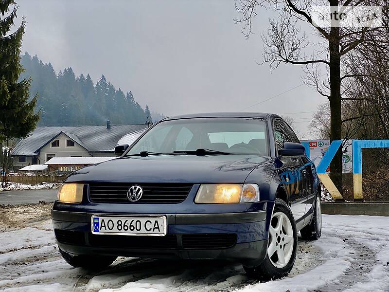 Седан Volkswagen Passat 1999 в Межгорье