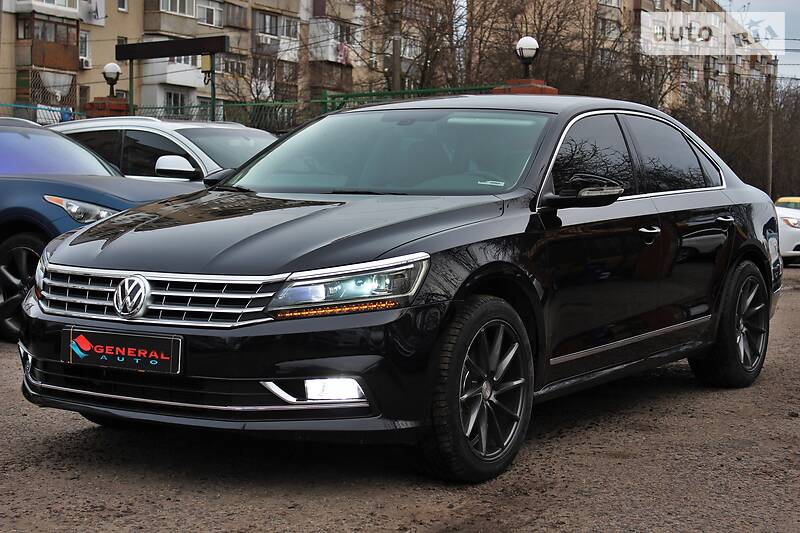 Седан Volkswagen Passat 2017 в Одесі