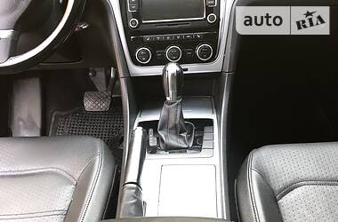 Седан Volkswagen Passat 2012 в 
