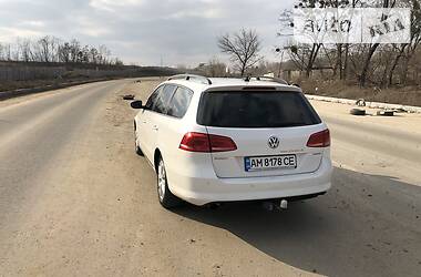 Универсал Volkswagen Passat 2011 в Киеве