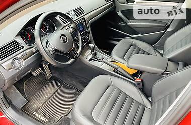 Седан Volkswagen Passat 2016 в 
