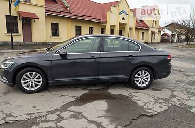 Седан Volkswagen Passat 2015 в 