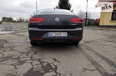 Седан Volkswagen Passat 2015 в 