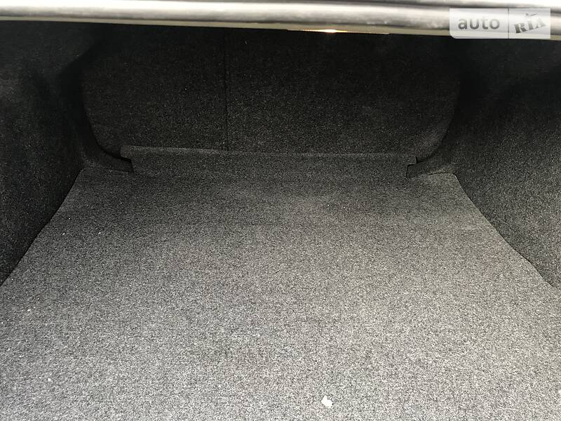 Седан Volkswagen Passat 2015 в Києві