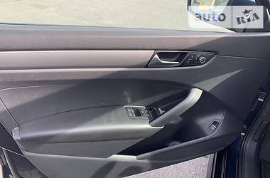 Седан Volkswagen Passat 2013 в 