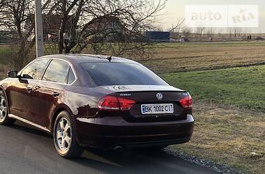 Седан Volkswagen Passat 2014 в 