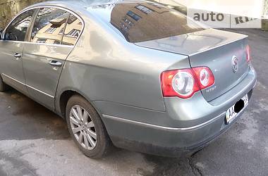 Седан Volkswagen Passat 2008 в Києві