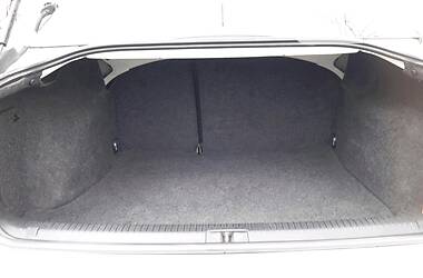 Седан Volkswagen Passat 2000 в 