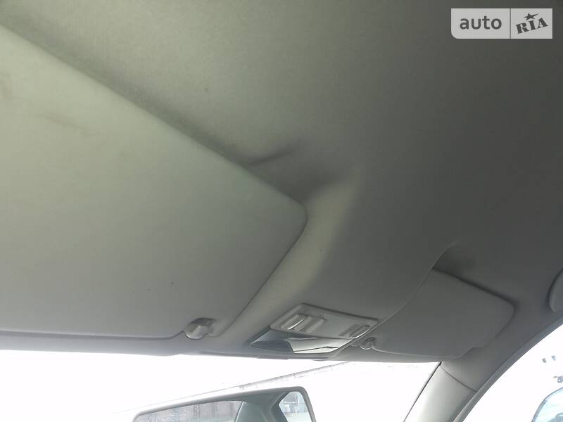 Седан Volkswagen Passat 2002 в Дніпрі