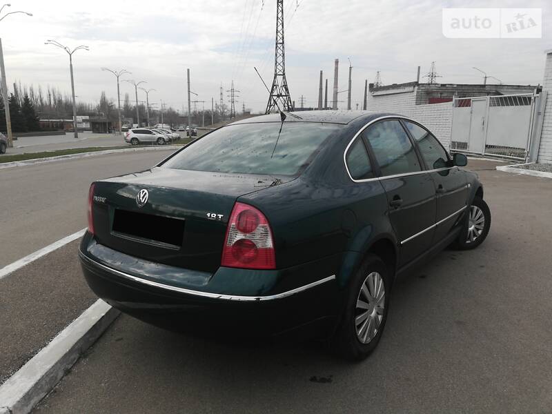 Седан Volkswagen Passat 2002 в Дніпрі