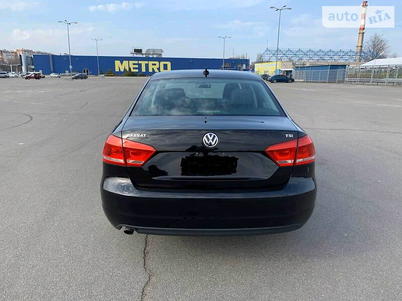Седан Volkswagen Passat 2015 в Дніпрі