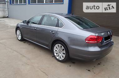 Седан Volkswagen Passat 2014 в Чернигове