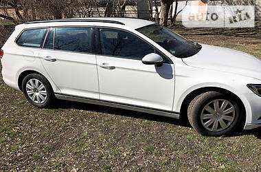 Універсал Volkswagen Passat 2015 в 