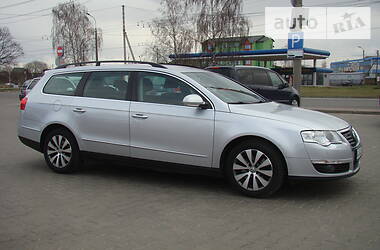Універсал Volkswagen Passat 2010 в 