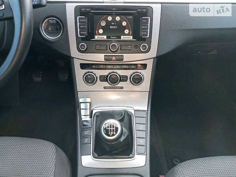 Універсал Volkswagen Passat 2012 в Бродах