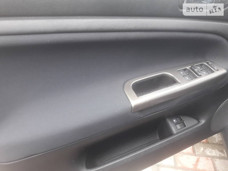 Універсал Volkswagen Passat 2001 в Черкасах