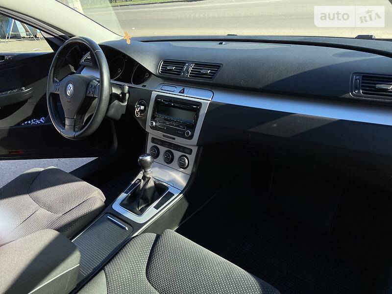 Седан Volkswagen Passat 2009 в Полтаві
