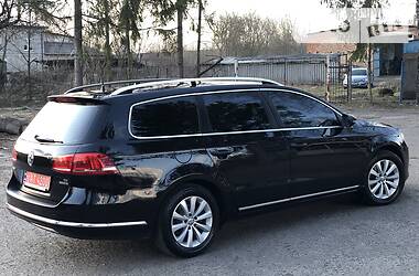 Універсал Volkswagen Passat 2012 в 