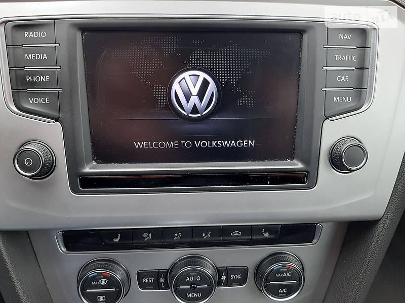 Універсал Volkswagen Passat 2015 в Бердичеві