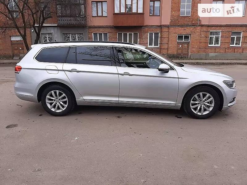 Універсал Volkswagen Passat 2015 в Бердичеві