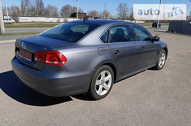 Седан Volkswagen Passat 2013 в 