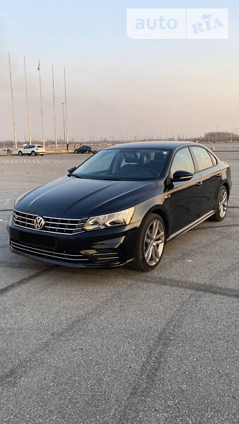 Седан Volkswagen Passat 2018 в 