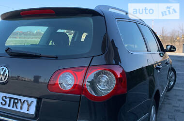 Універсал Volkswagen Passat 2008 в 