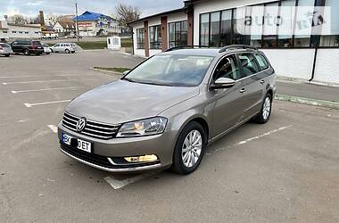 Універсал Volkswagen Passat 2012 в 