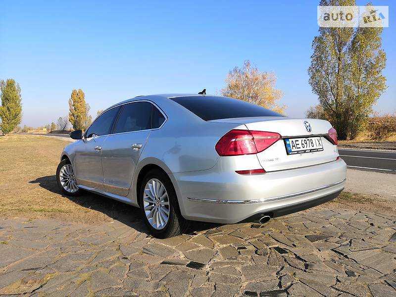 Седан Volkswagen Passat 2015 в Києві фото 41 Седан Volkswagen Passat 2015 в Києві