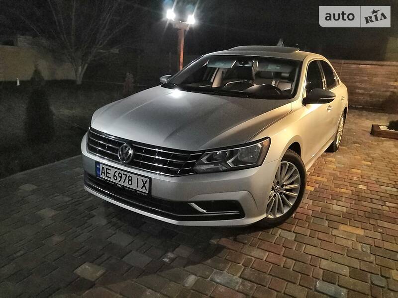 Седан Volkswagen Passat 2015 в Києві фото 45 Седан Volkswagen Passat 2015 в Києві
