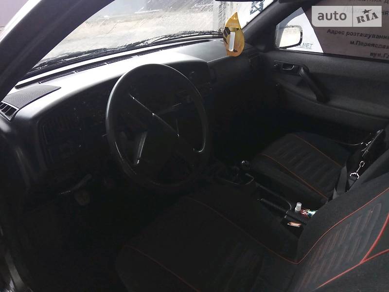 Седан Volkswagen Passat 1990 в Переяславі фото 5 Седан Volkswagen Passat 1990 в Переяславі