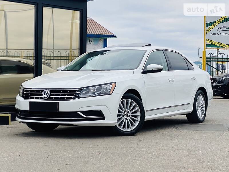 Седан Volkswagen Passat 2017 в Харкові