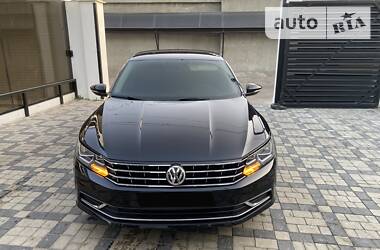 Седан Volkswagen Passat 2017 в Одессе